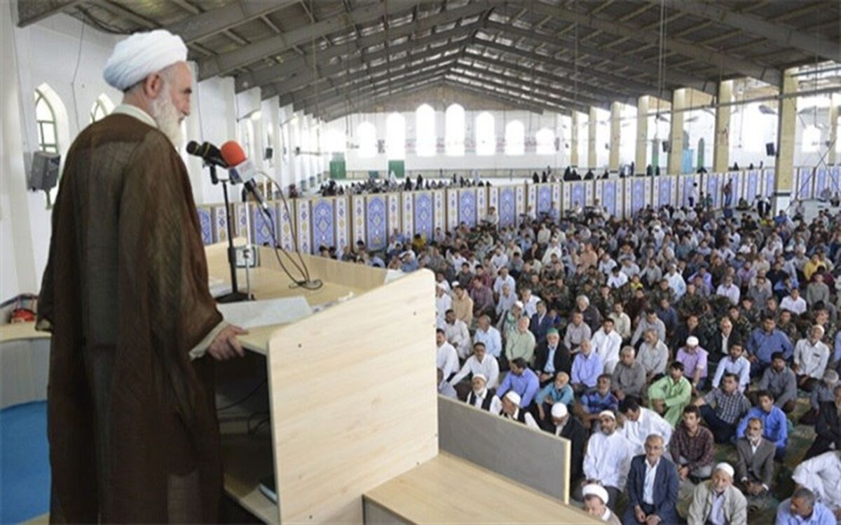 امام جمعه زاهدان:  اگر قرار است وزیری استیضاح شود زمانی باشد که  کارهای سنگین جامعه فلج نشود