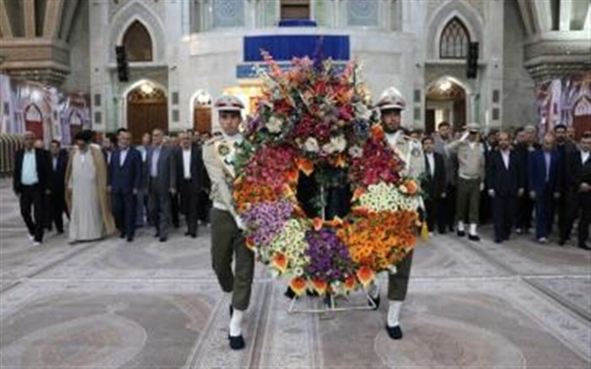 تجدید میثاق استاندار تهران، فرمانداران و مدیرکل آموزش و پرورش شهرستان های استان تهران با آرمانهای امام راحل