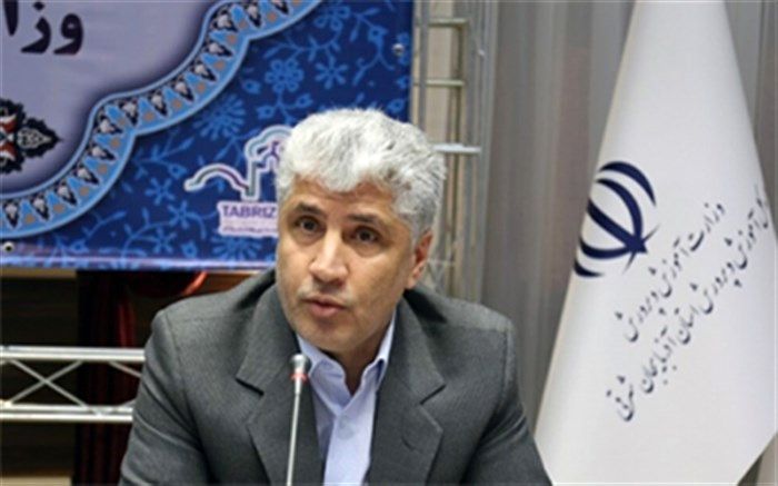 خان‌ماکو: خط قرمز آموزش و پرورش معیشت فرهنگیان است