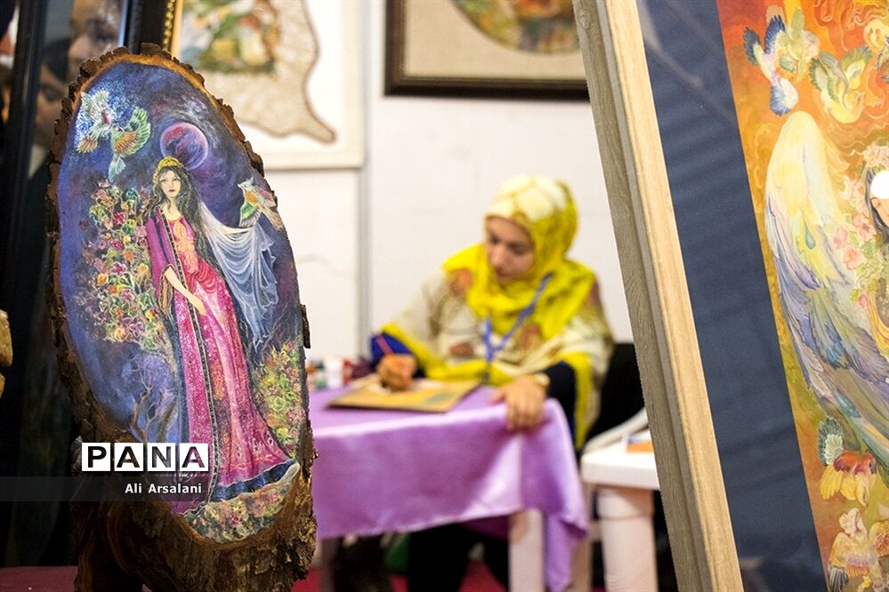 نمایشگاه ملی گردشگری و صنایع دستی در ارومیه-2