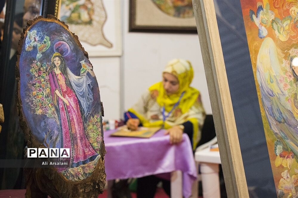 نمایشگاه ملی گردشگری و صنایع دستی در ارومیه-2