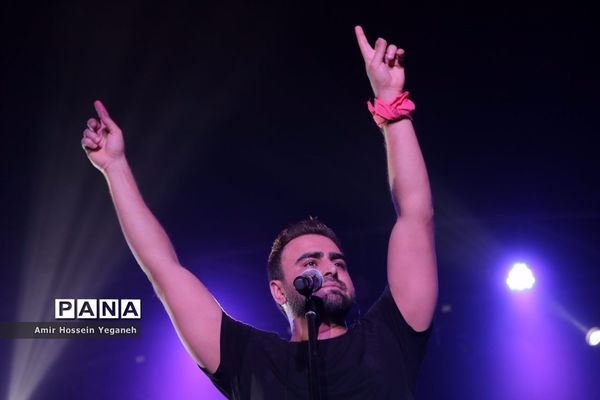 کنسرت گروه پازل بند در کیش