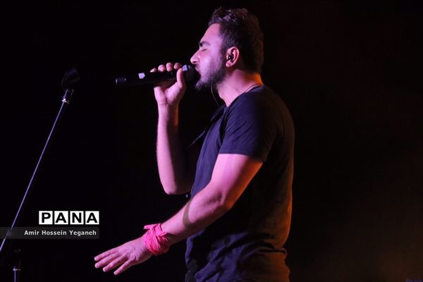 کنسرت گروه پازل بند در کیش