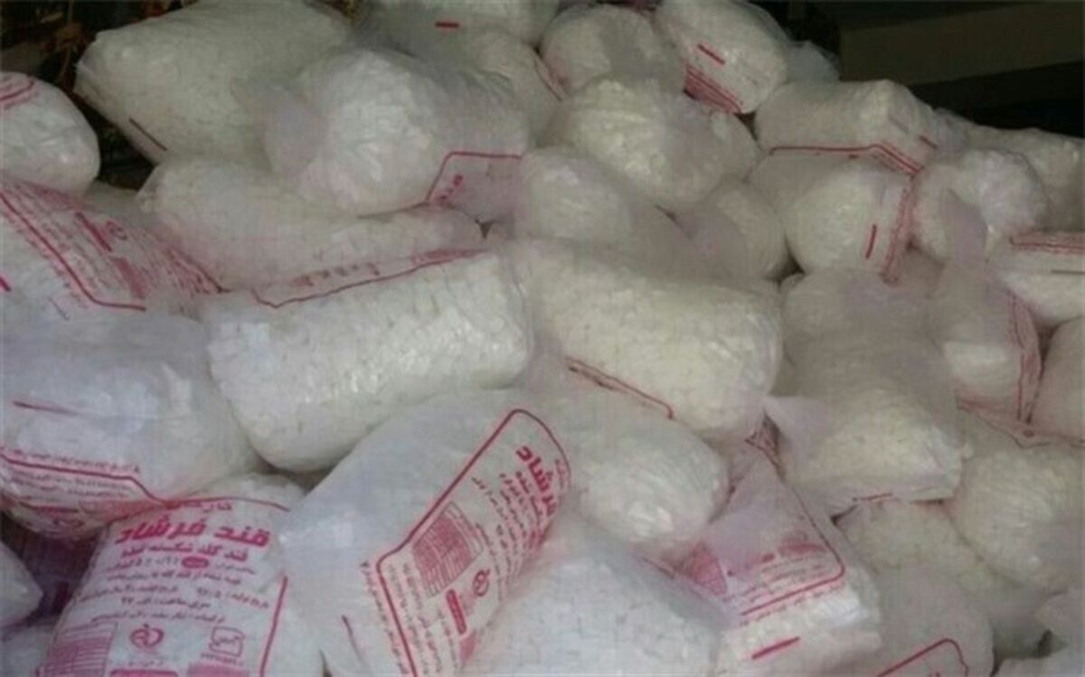 کشف 15 تن قند احتکار شده در زاهدان