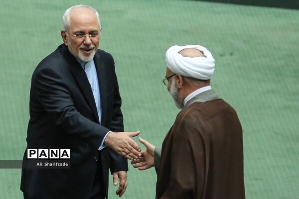 جلسه استیضاح وزیر امور اقتصادی و دارایی
