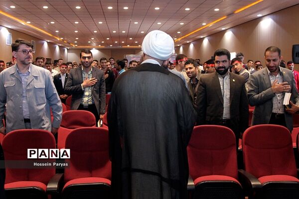 اجلاس سوم دوازدهمین کنگره سراسری اتحادیه انجمن های اسلامی دانش آموزان