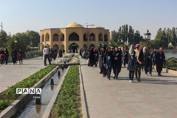 اولین همایش همیاران مشاور در اردوگاه الغدیر