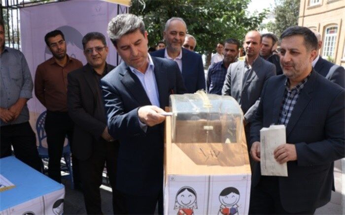 مشارکت استاندار آذربایجان غربی در جشن عاطفه ها