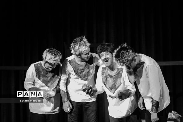 اجرای تئاتر «عکاسخانه»