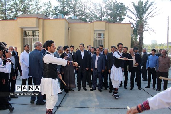 افتتاح مرکز جامع خدمات سلامت شهری قائم و مرکز درمان ناباروری رویش توسط وزیر بهداشت
