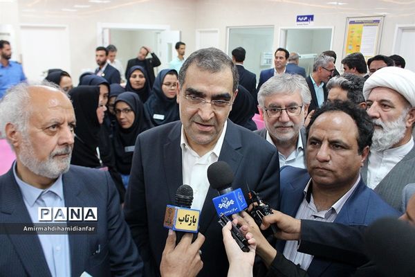 افتتاح پروژه های درمانی در شهرستان های قائنات و فردوس با حضور وزیر بهداشت