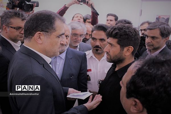 افتتاح پروژه های درمانی در شهرستان های قائنات و فردوس با حضور وزیر بهداشت