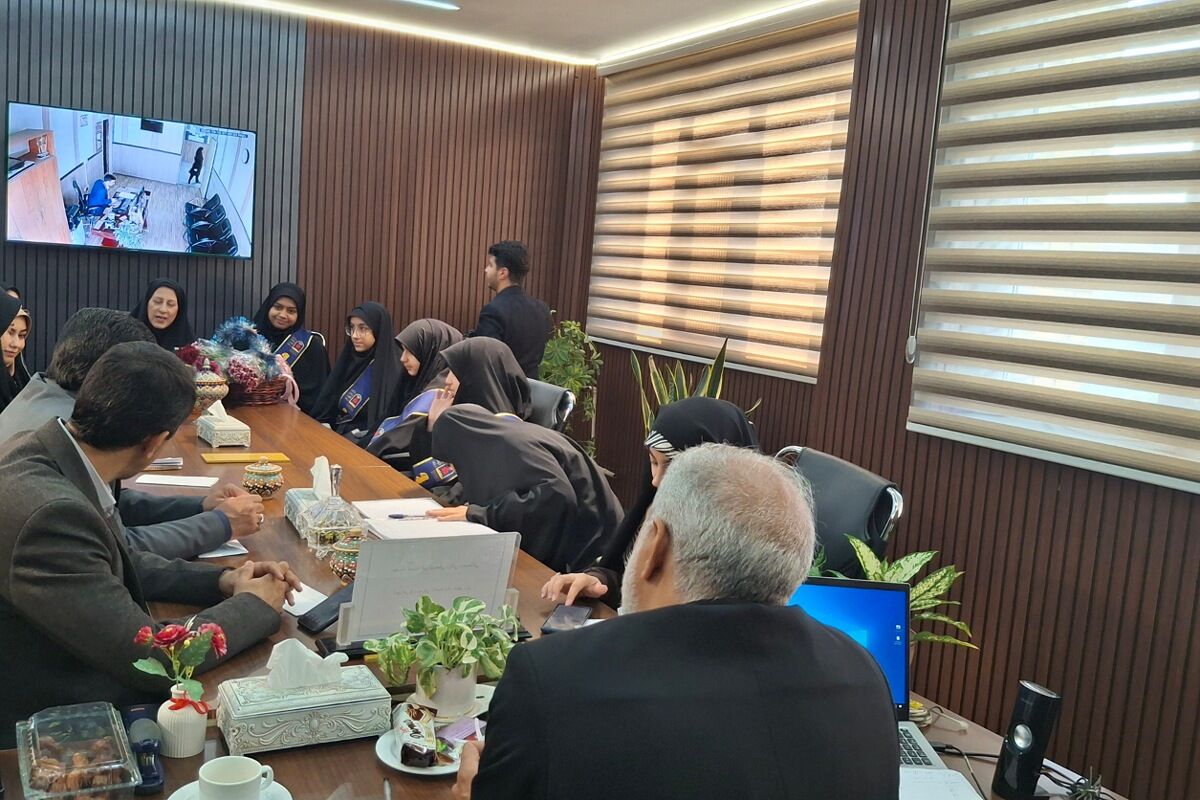 دیدار همیار مشاوران دبیرستان فنی سیدالشهدا با مدیریت آموزش و پرورش ناحیه یک شهرری 