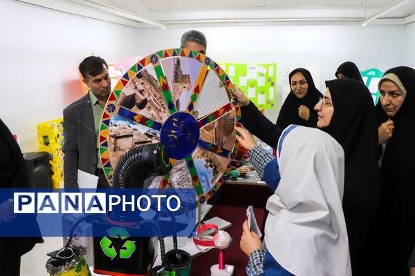 افتتاح نمایشگاه آثار برتر طرح جابربن حیان در استان زنجان