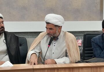 اگر نماز در جامعه ای غنی شود خود به خود منکرات کم می شود 