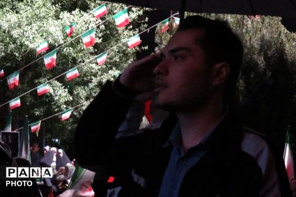 حضوری متفاوت در شبی به یادماندنی در سنگر خیابان