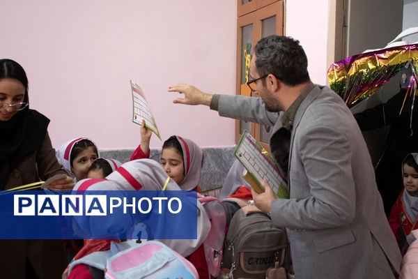 نهال‌های مهر در خاک دبستان ام‌السلمه جاجرم