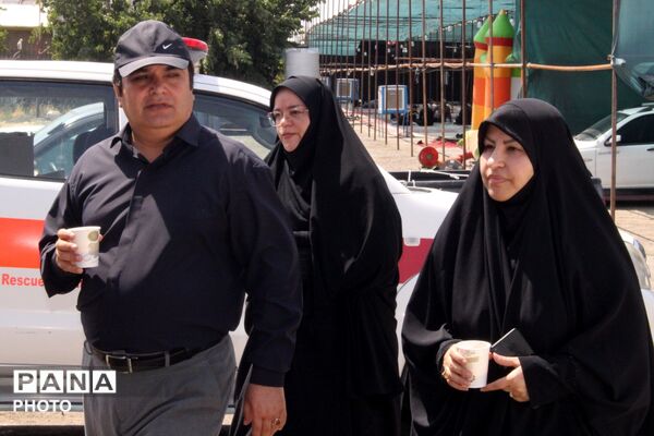 بازدید مشاور استاندار البرز از بخش‌های خدمت‌رسانی به زائران رهبر شهید