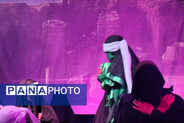اجرای نمایش آیینی سرگذشت در مشهد