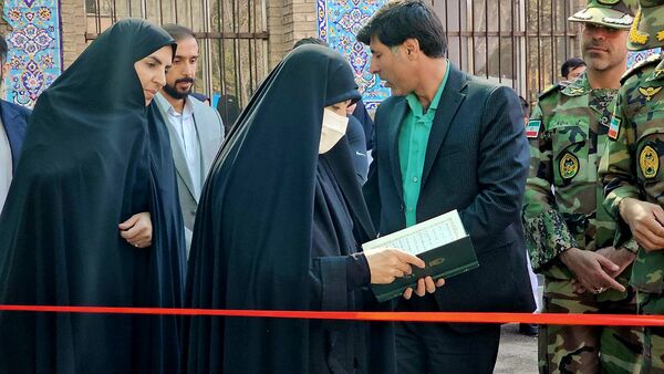 دبستان انقلاب اسلامی میزبان پروژه‌های ورزشی و استمرار طرح شهید سلیمانی