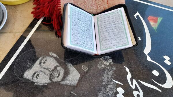 دیداری پر از احساس با مادر شهید حسین اسحاقی 