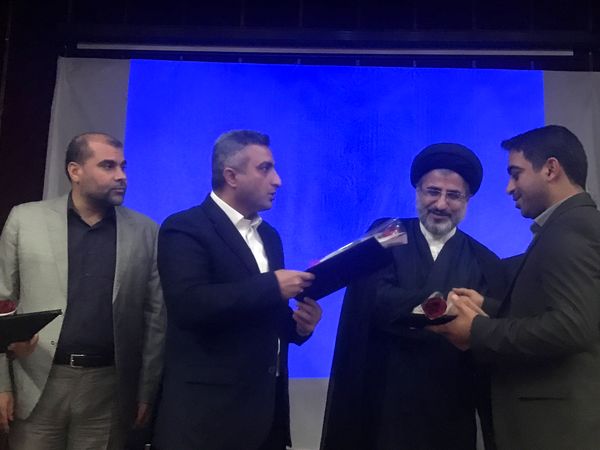 همایش تجلیل از مدیران و کارکنان نمونه شهرستان محمودآباد 