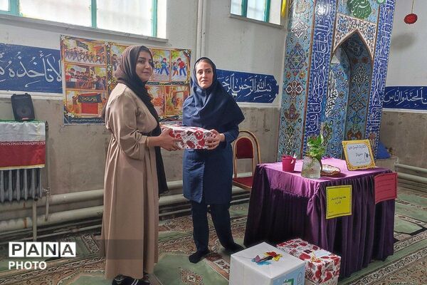 انتخابات انجمن اولیا و مربیان در مدرسه شهید معظم با هدف تقویت تعامل خانواده و مدرسه