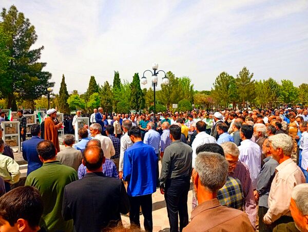 مشت هایی که آزادی فلسطین را صدا میزند