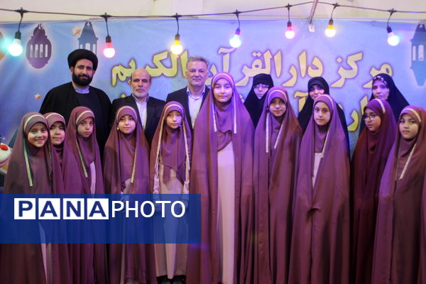  حال هوای غرفه وزارت آموزش و پرورش در سی و دومین نمایشگاه بین‌المللی قرآن کریم 