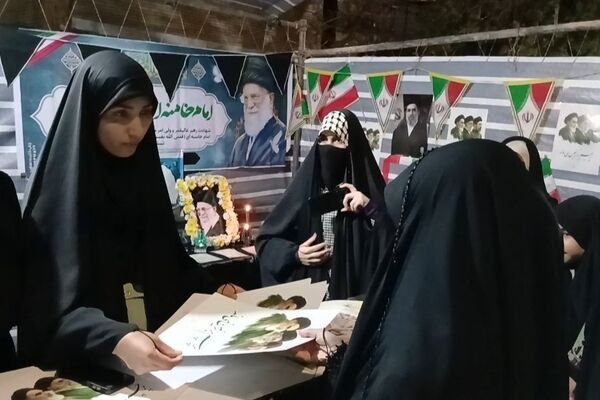  برپایی باشکوه موکب مدرسه با نور و نوای شبانه در فیروزان