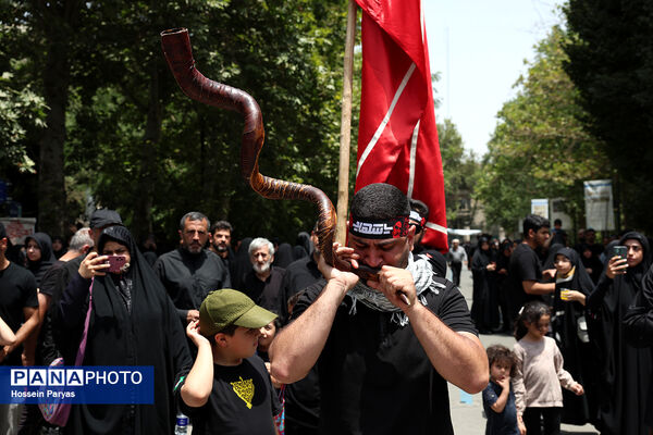 عاشورای حسینی در دانشگاه تهران
