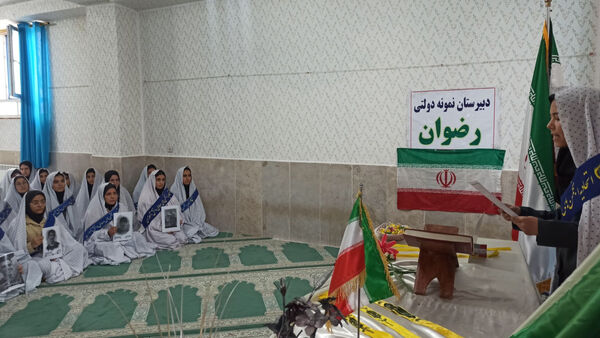 برگزاری هیئت انصارالمهدی (عج) در دبیرستان رضوان