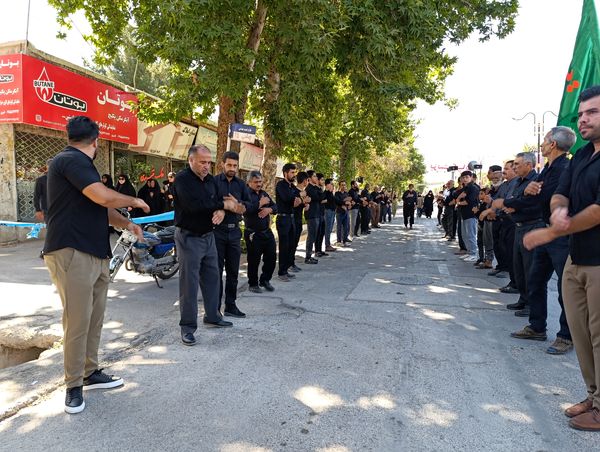 عاشورای حسینی در آشخانه و ۷۲ دیگ غذای نذری