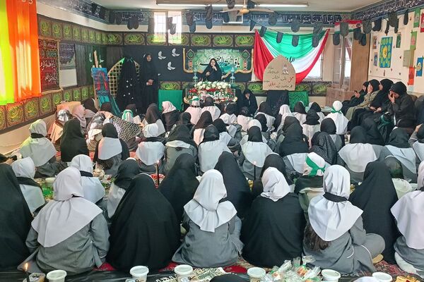 افتتاحیه هیئت فاطمه الزهرا در مکتب فاطمی دبستان دانش