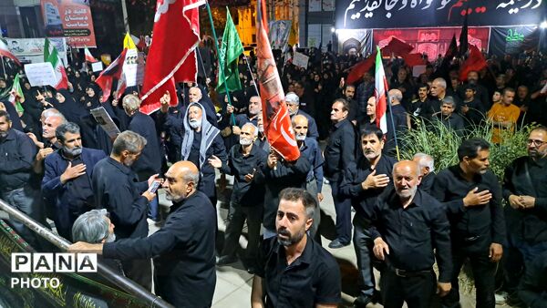 قاب ماندگار مردم نظرآباد در بیعت با رهبر