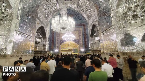 قاب های ماندگار از حرم امام رئوف در ایام دهه کرامت