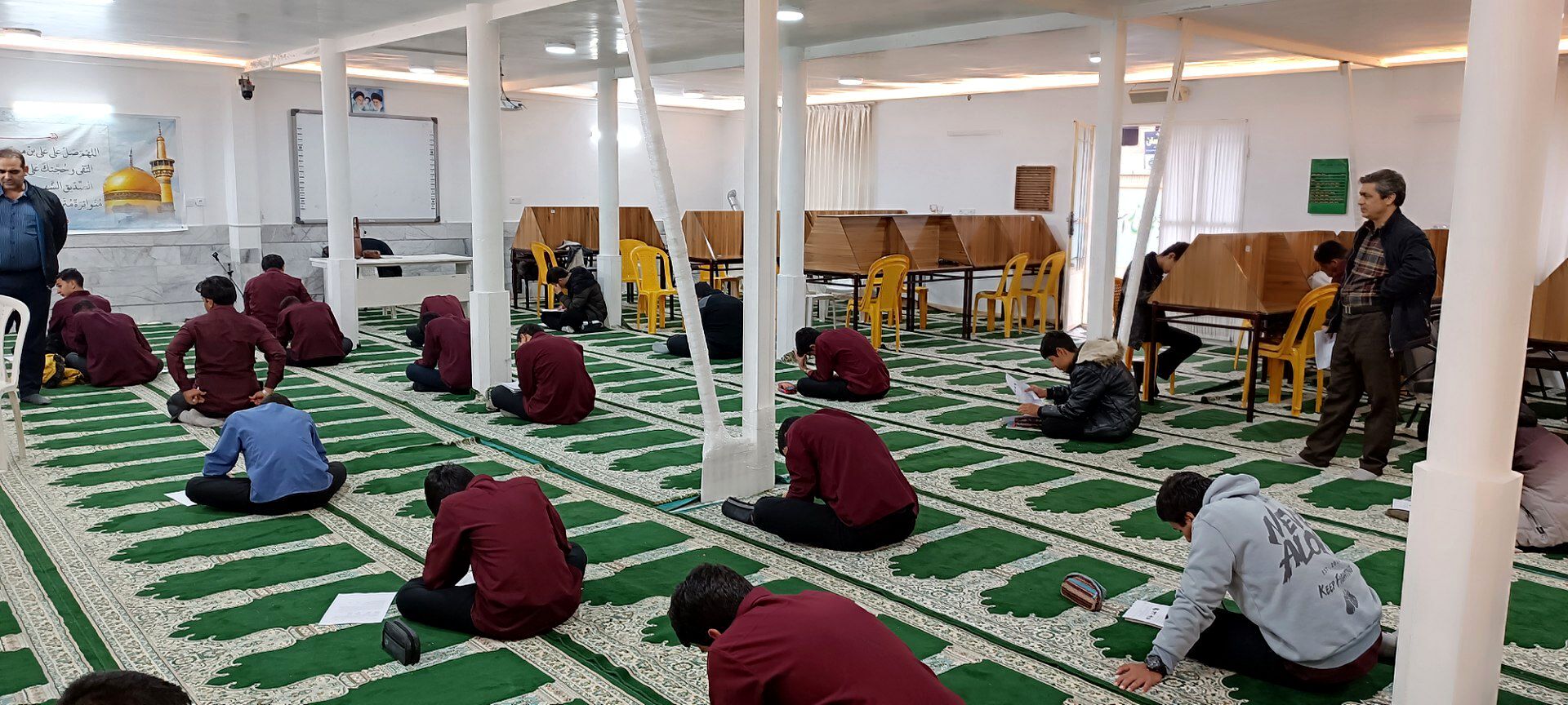  مسابقات قرآن، عترت و نماز سطح آموزشگاه در دبیرستان نمونه آیت‌الله خامنه‌ای