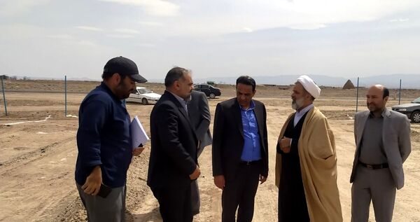 بازدید فرماندار گناباد از سایت مسکن نهضت ملی 