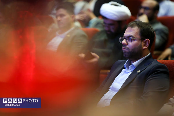 نشست راه روشن «تبیین آیه سال تشکیلات»