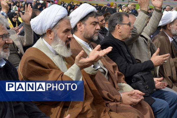 حماسه دانش‌آموزان اسلامشهر در ۲۲بهمن