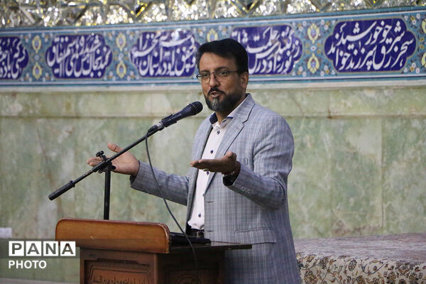جشن ازدواج طلبگی ۲۰۰ زوج در حرم حضرت معصومه(س)