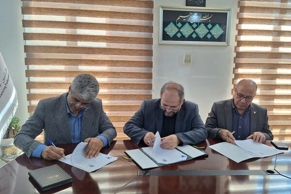 امضای تفاهم‌نامه همکاری بین فدراسیون شمشیربازی و دانشگاه آزاد اسلامی