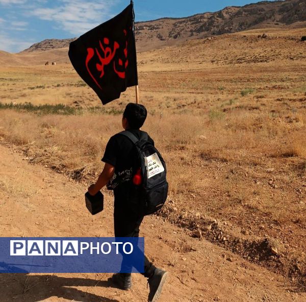 خروش مردم در پیاده‌روی جاماندگان اربعین سمیرم