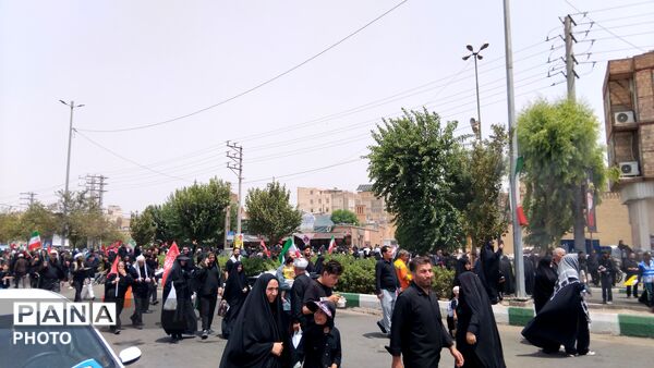 روایتِ تصویری از یک بدرقه تاریخی در قم
