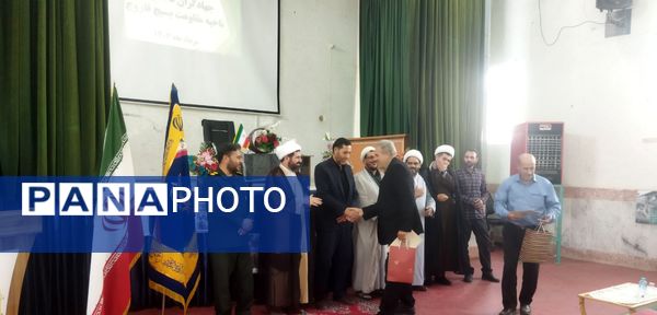 تقدیر و تشکر از بسیجیان فعال شهرستان فاروج