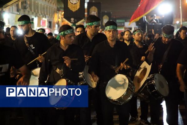 آیین «مشعل گردانی» نجفی‌های مقیم قم