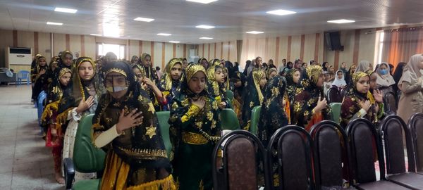 رقابت گروه‌های سرود منطقه‌ای در کانون شهید رضاپور فین