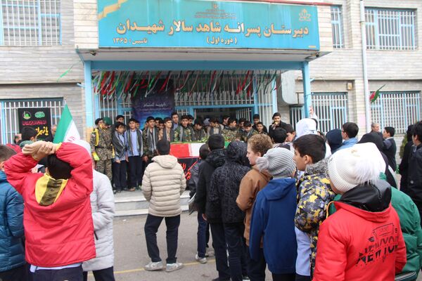 بدرقه ستاره گمنام فاطمی در مدارس ناحیه‌۴ تبریز