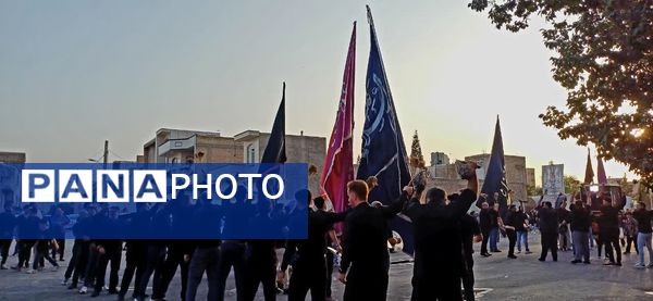  حضور پررنگ نوجوانان وجوانان در تاسوعای حسینی