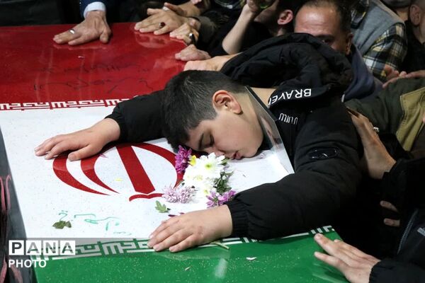 سی شب کنار هم در تجمعات خونخواهی رهبر شهید